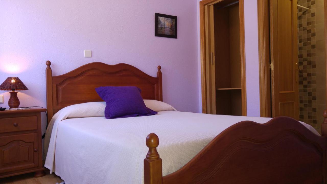 Hostal El Peregrino La Portela de Valcarce Ngoại thất bức ảnh